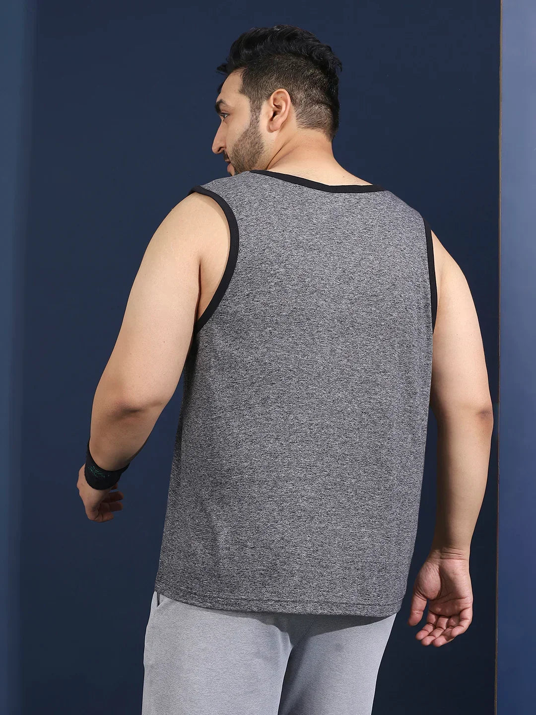 Men Plus Size Boult Grey Solid Vest - bigbanana