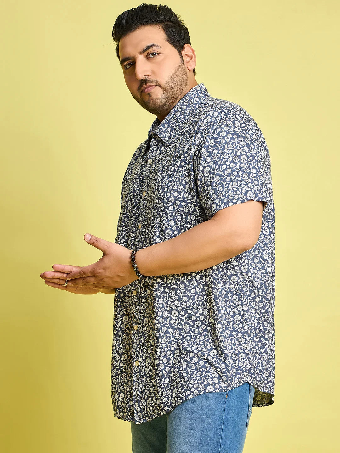 Men Plus Size Eliud Floral Print /Blue Colors Shirt - bigbanana