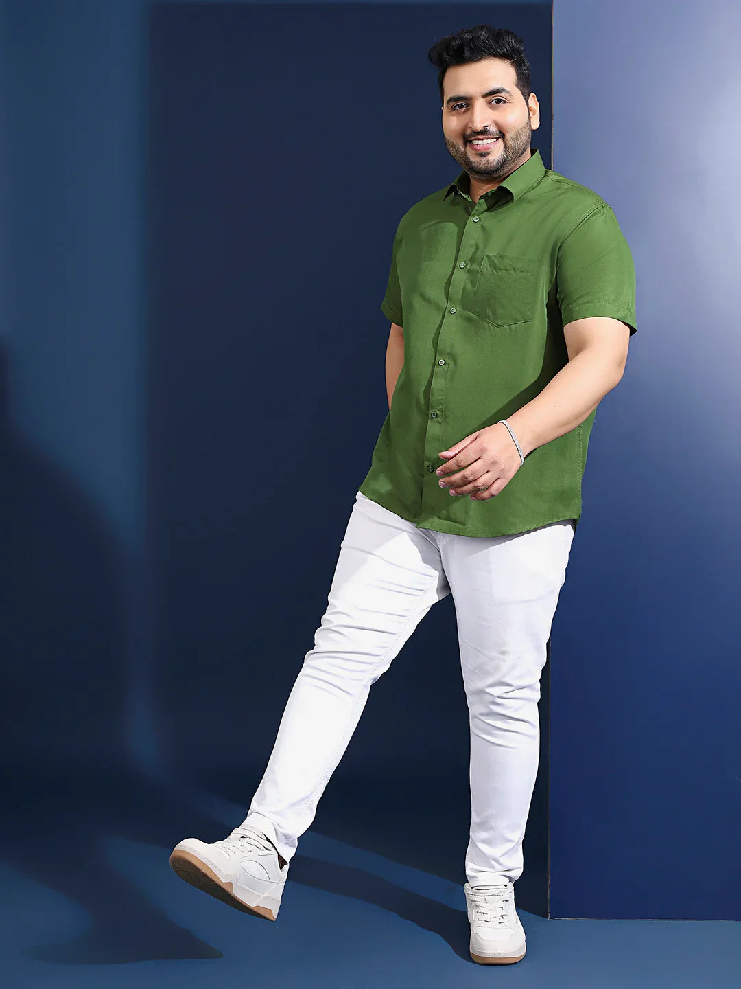 Men Plus Size Ethan-Olive Olive Solid Shirt - bigbanana