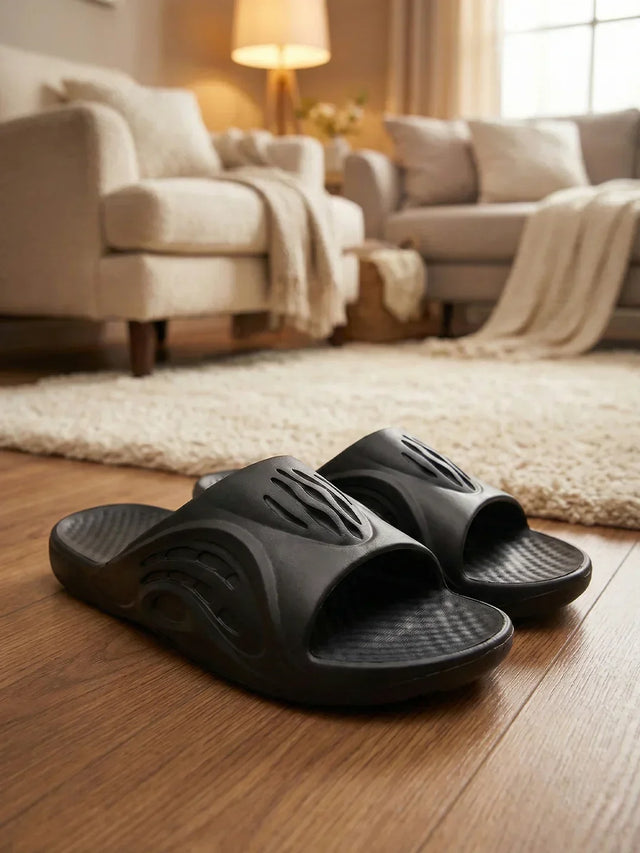 bigbanana Bastion-Black Unisex Slipper