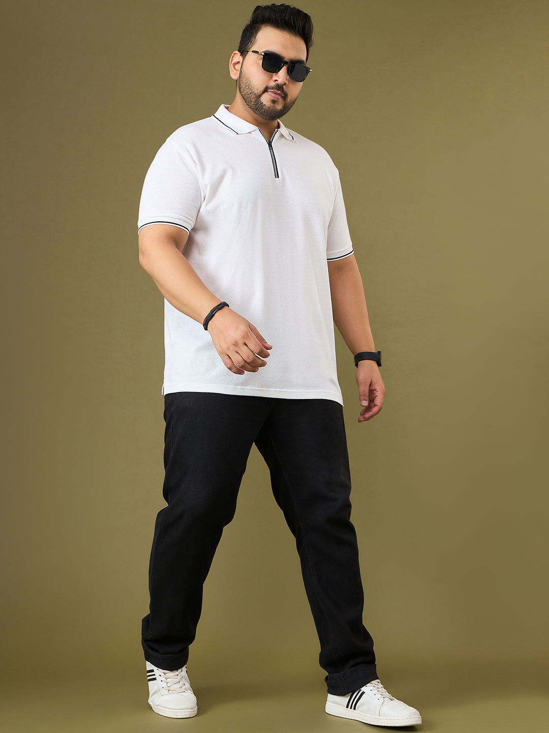 Men Plus Size White Solid Snowbell Polo Tshirt