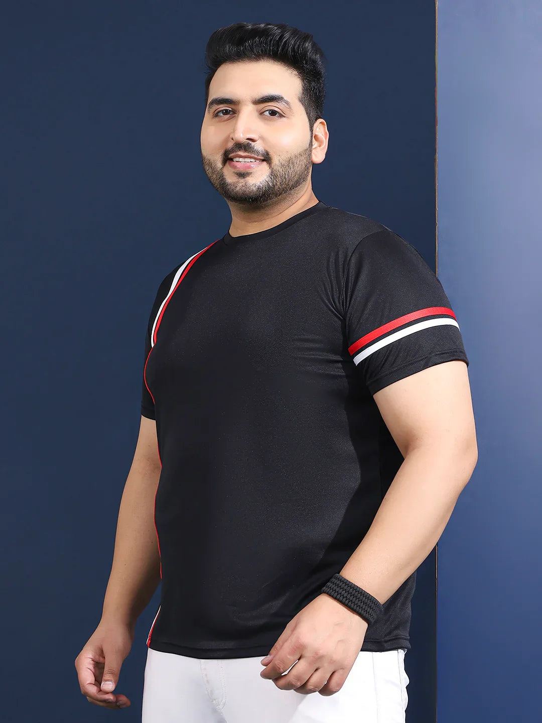 Men Plus Size Thalora-Black Striped Black Round Neck Tshirt - bigbanana
