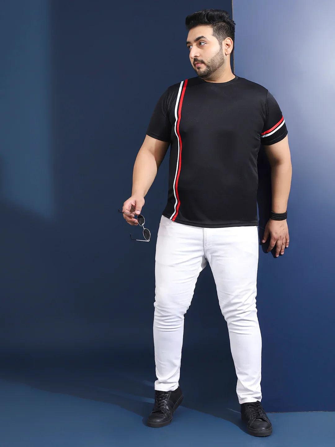 Men Plus Size Thalora-Black Striped Black Round Neck Tshirt - bigbanana