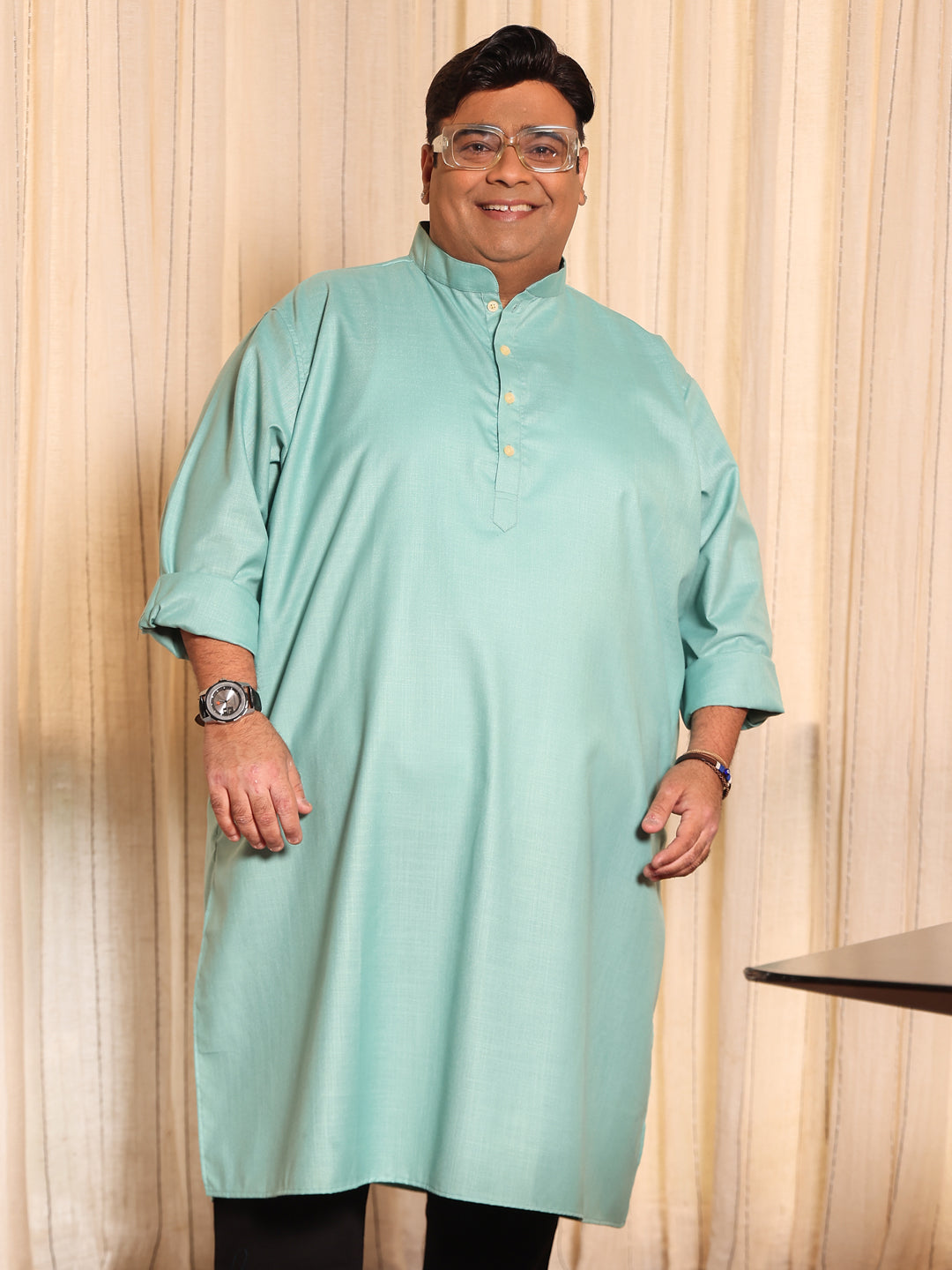 Men Plus Size Ullas Solid Kurta - bigbanana