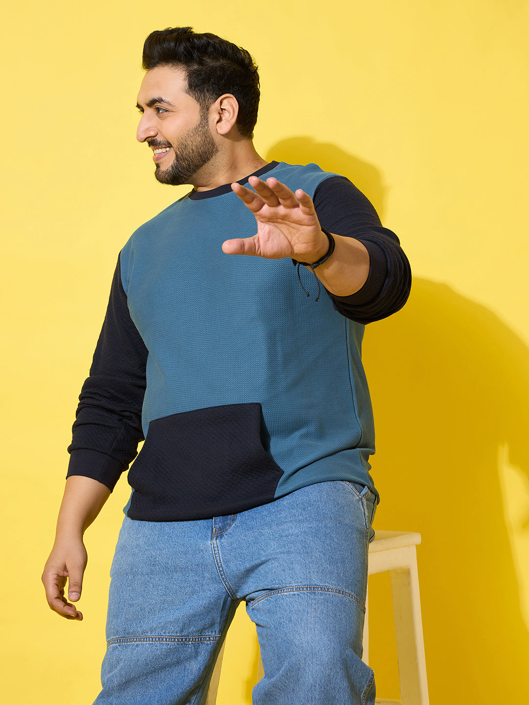 Men Plus Size Zerk Multicolor Colorblock Sweatshirt