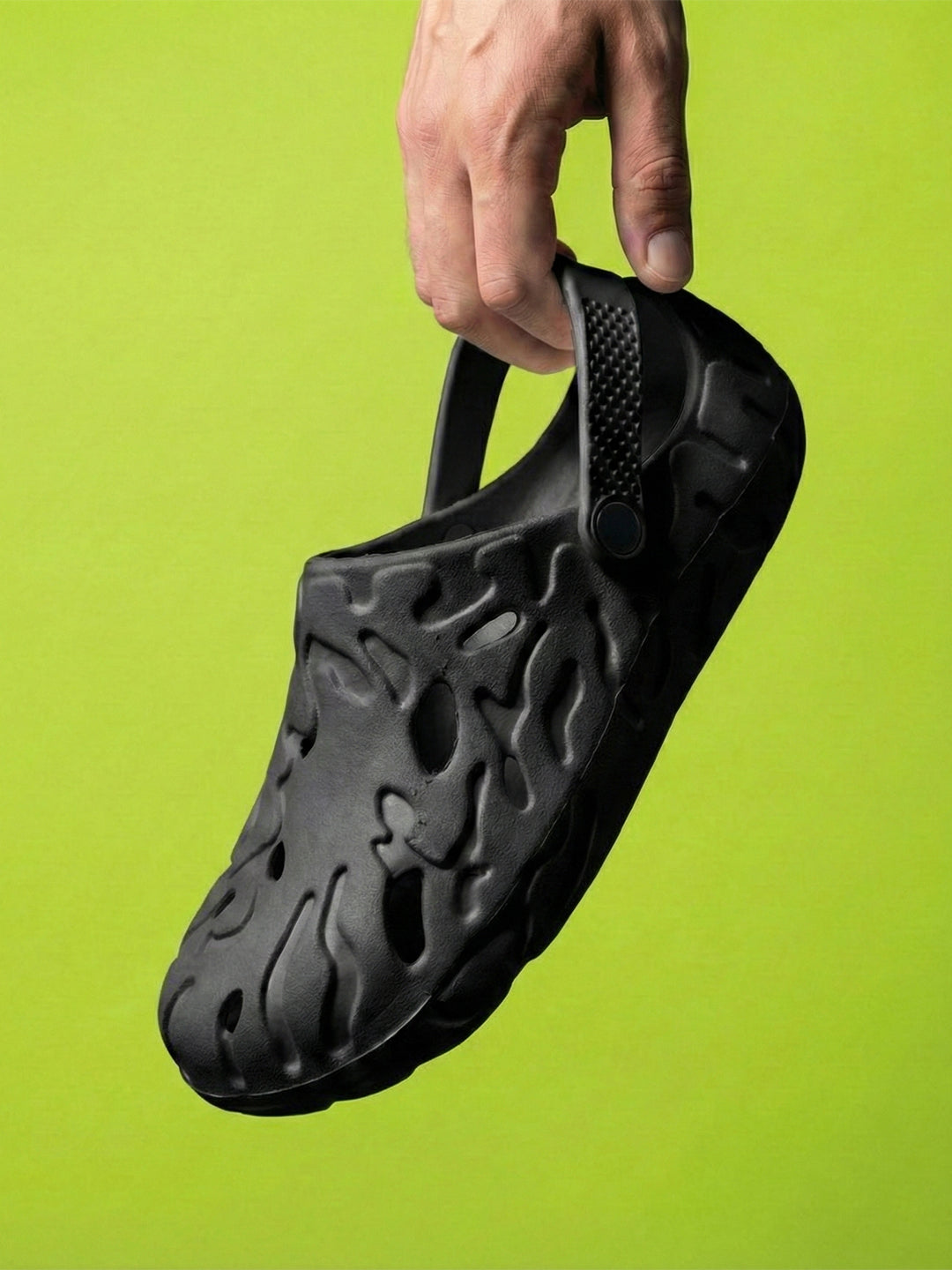 bigbanana Ferver-Black Unisex Clogs