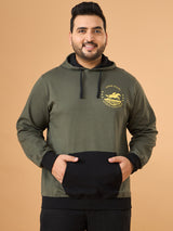 Men Plus Size Gallop Colorblock Sweatshirt