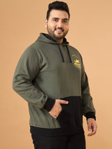 Men Plus Size Gallop Colorblock Sweatshirt