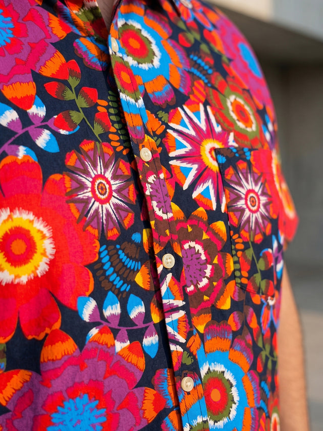 Men Plus Size Iridescent Multi Printed Shirts
