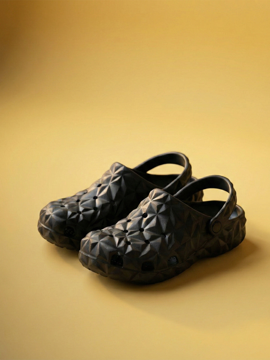 bigbanana Sparkler-Black Unisex Clogs