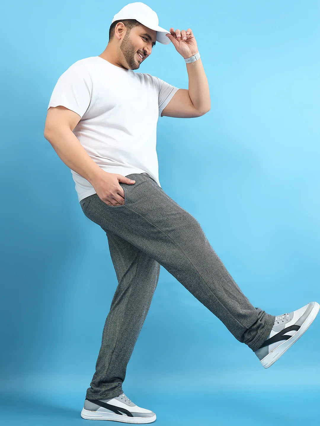 Men Plus Size Sugiarto Gray Solid Trackpant