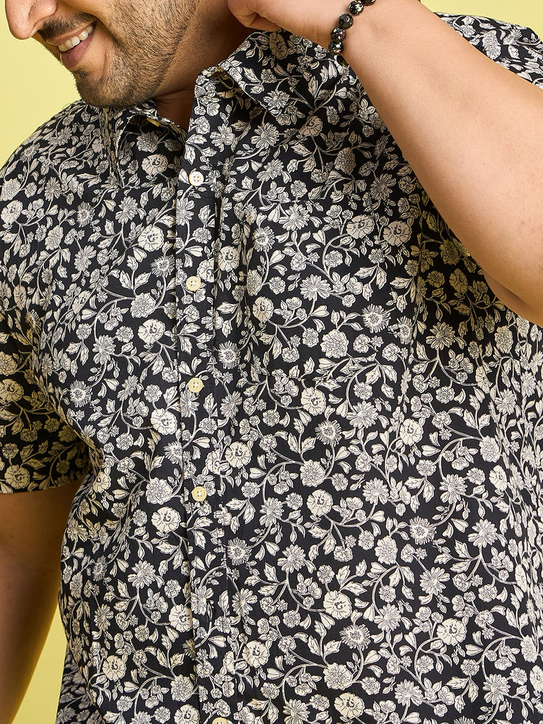 Men Plus Size Trudo Off-White Floral Printed Black Shirt - bigbanana