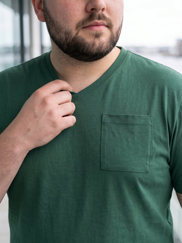 Men Plus Size Bitter Solid V-Neck Tshirt