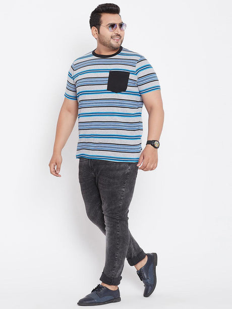 Plus size man in a striped t-shirt with black pocket and black jeans, casual fashion India